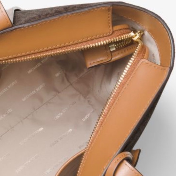 NWT🎁 Michael Kors Whitney Large Tote - Picture 6 of 6